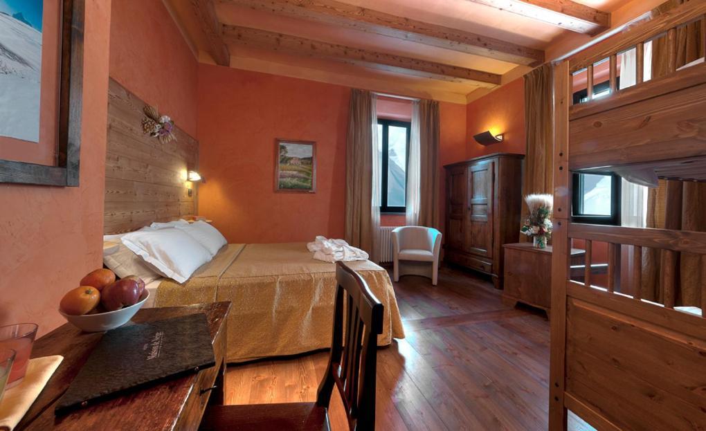 Re Delle Alpi Resort&Spa La Thuile Camera foto